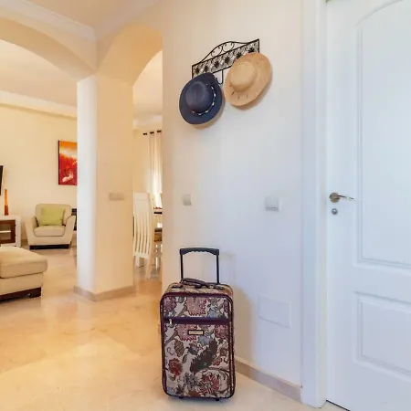 Holiday Resina Golf Estepona